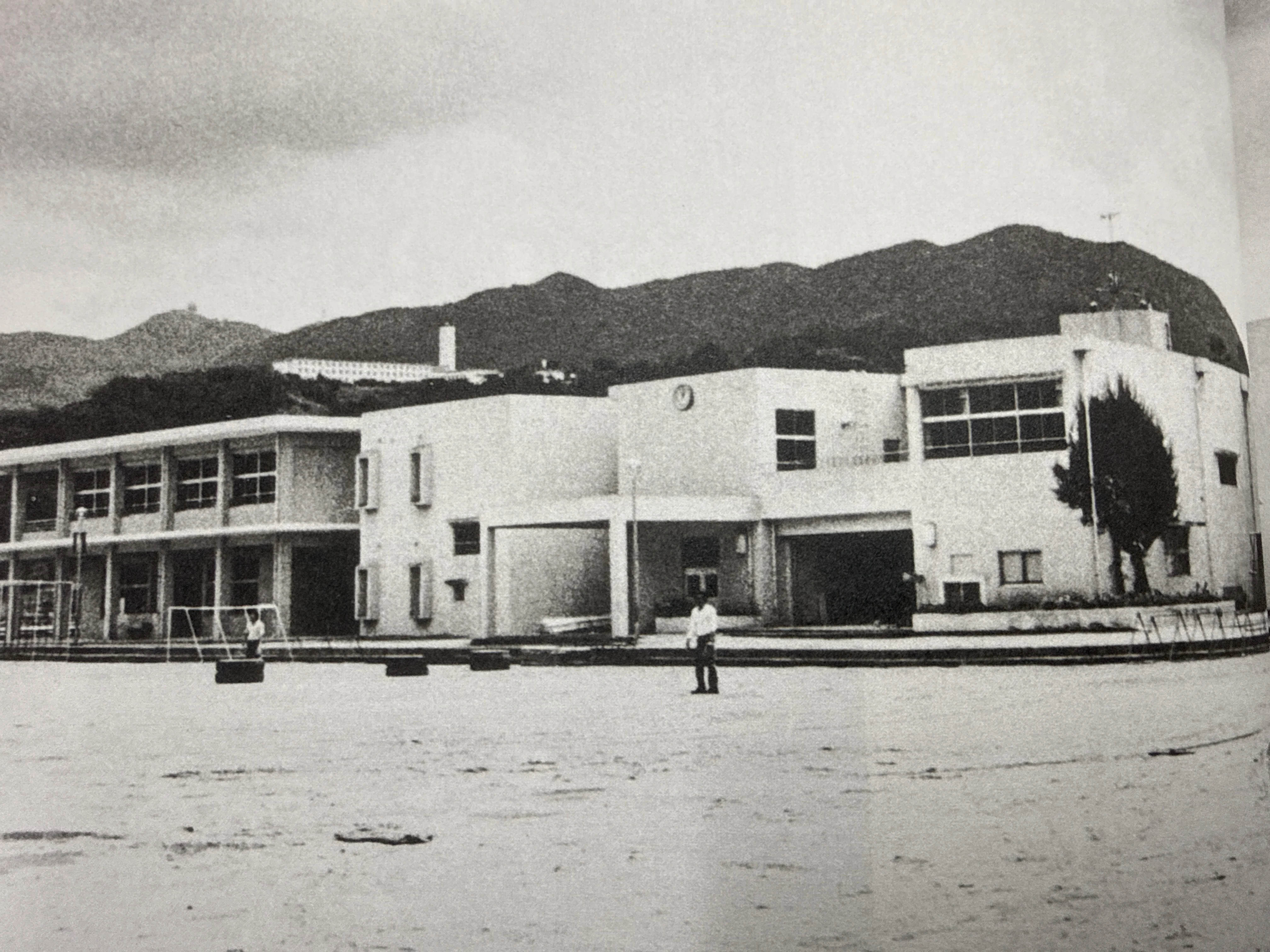 本部小学校